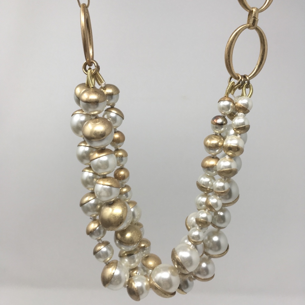 Vintage pearl necklace